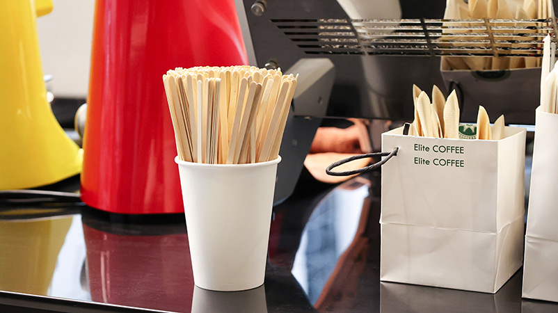 wooden-coffee-stirrer