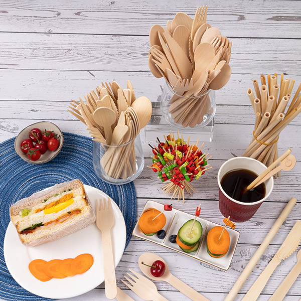 10 Biodegradable Utensils for Restaurant Takeout Orders
